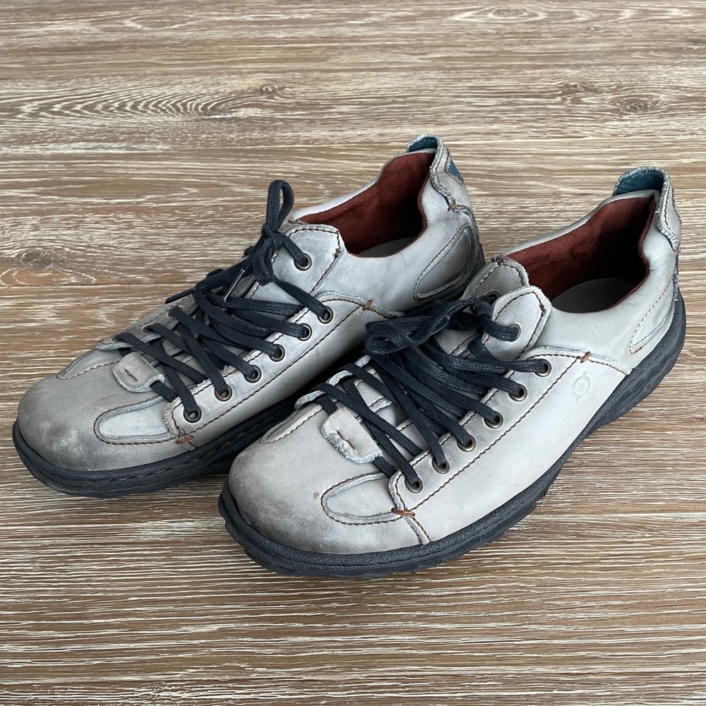 Comfy Born shoes!
